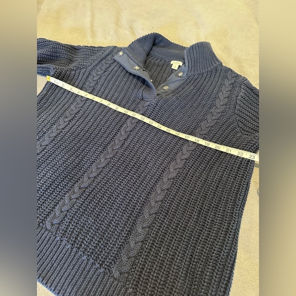 LL Beans Mens XL Navy Blue 1/4 Button Cable Knit Heavyweight Sweater. - Picture 3 of 10